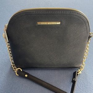 LIKE NEW STEVE MADDEN CROSS BODY BAG